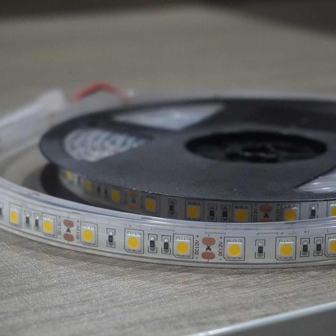 STRIP 3000K  10MM 1LINES 5M REEL IP68 - استريب لايت