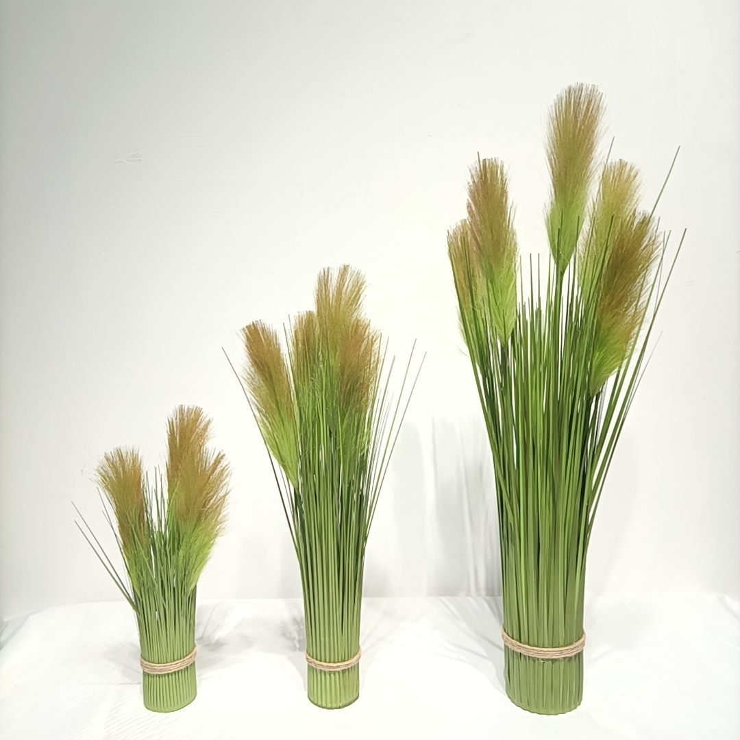 Oaklynn Green Spotted Reed 5 Heads Bundle