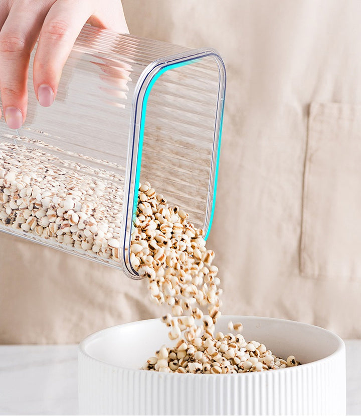 ROWAN STACKABLE FOOD CONTAINER 700 ML