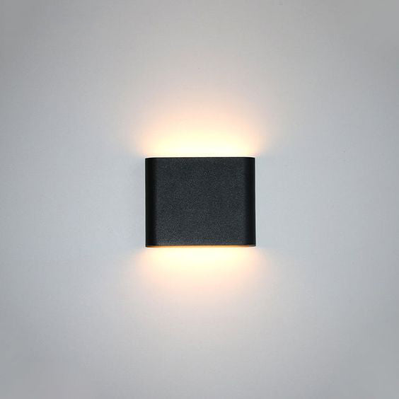 OUTDOOR WALL LIGHT 3W*2 115*90*28mm 3000K IP65 BK ابليك