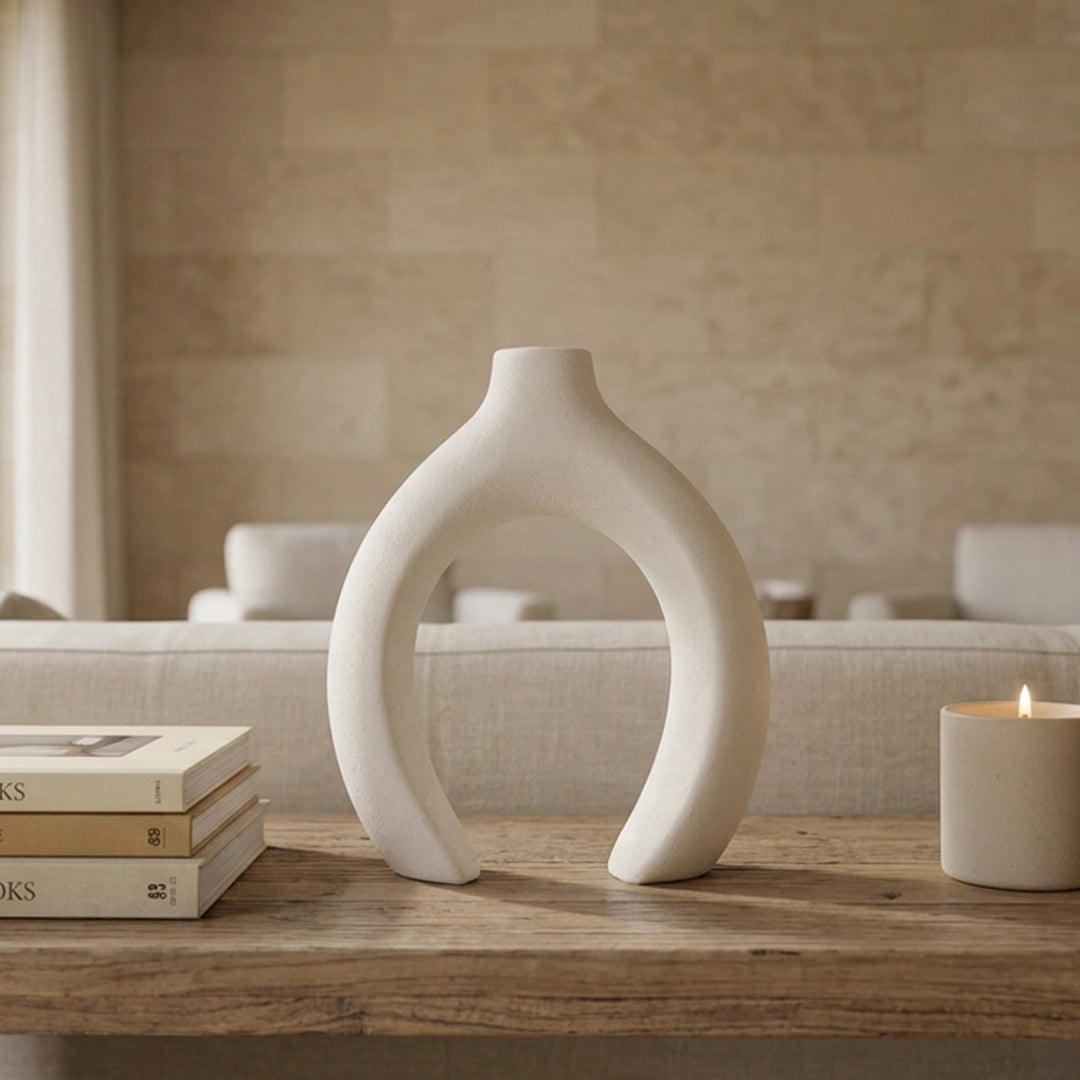 NIKOLA VASE 