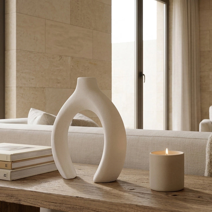 NIKOLA VASE 