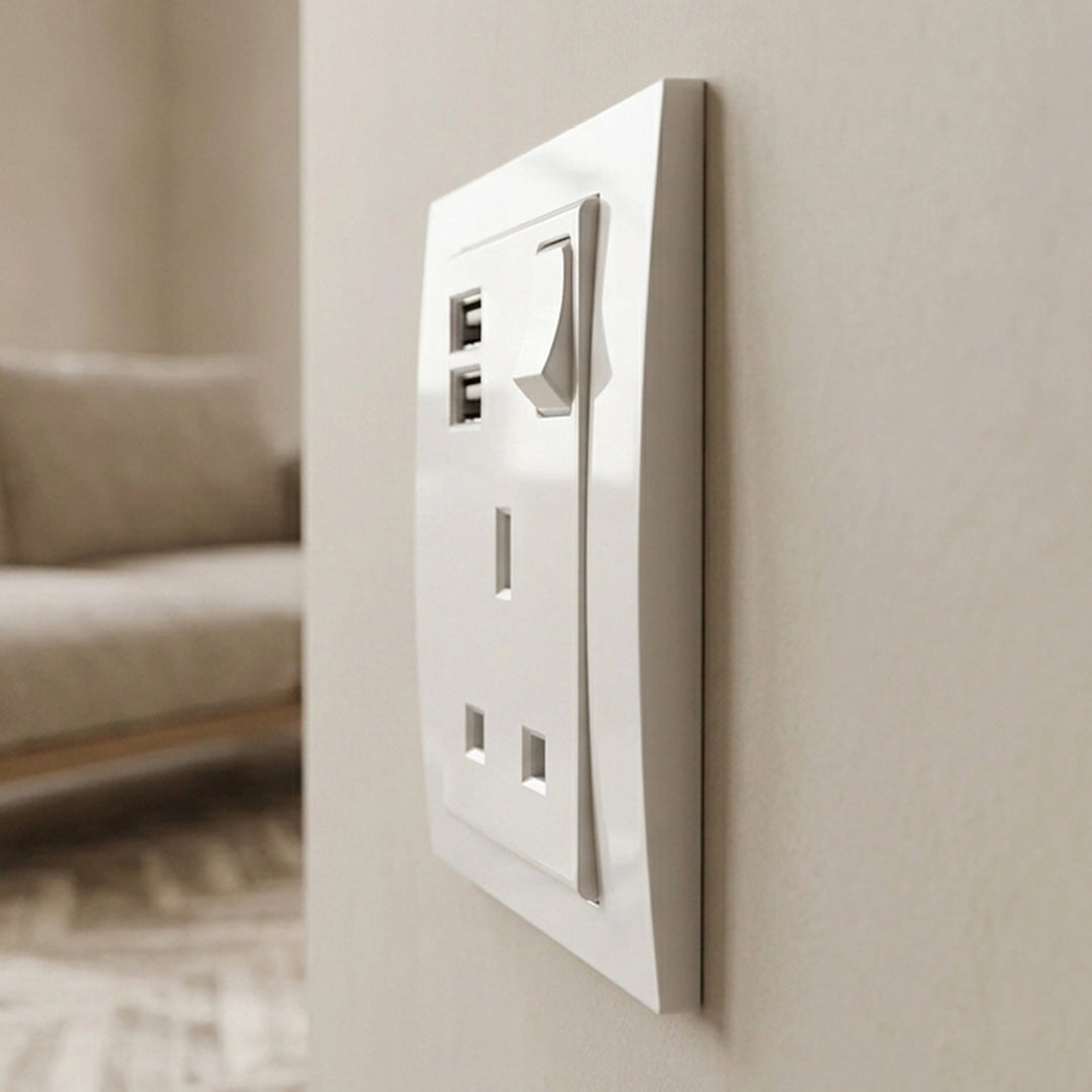  Vivace 13A 1G Sw Socket with 2.1A USB, WH VITM Black VITM