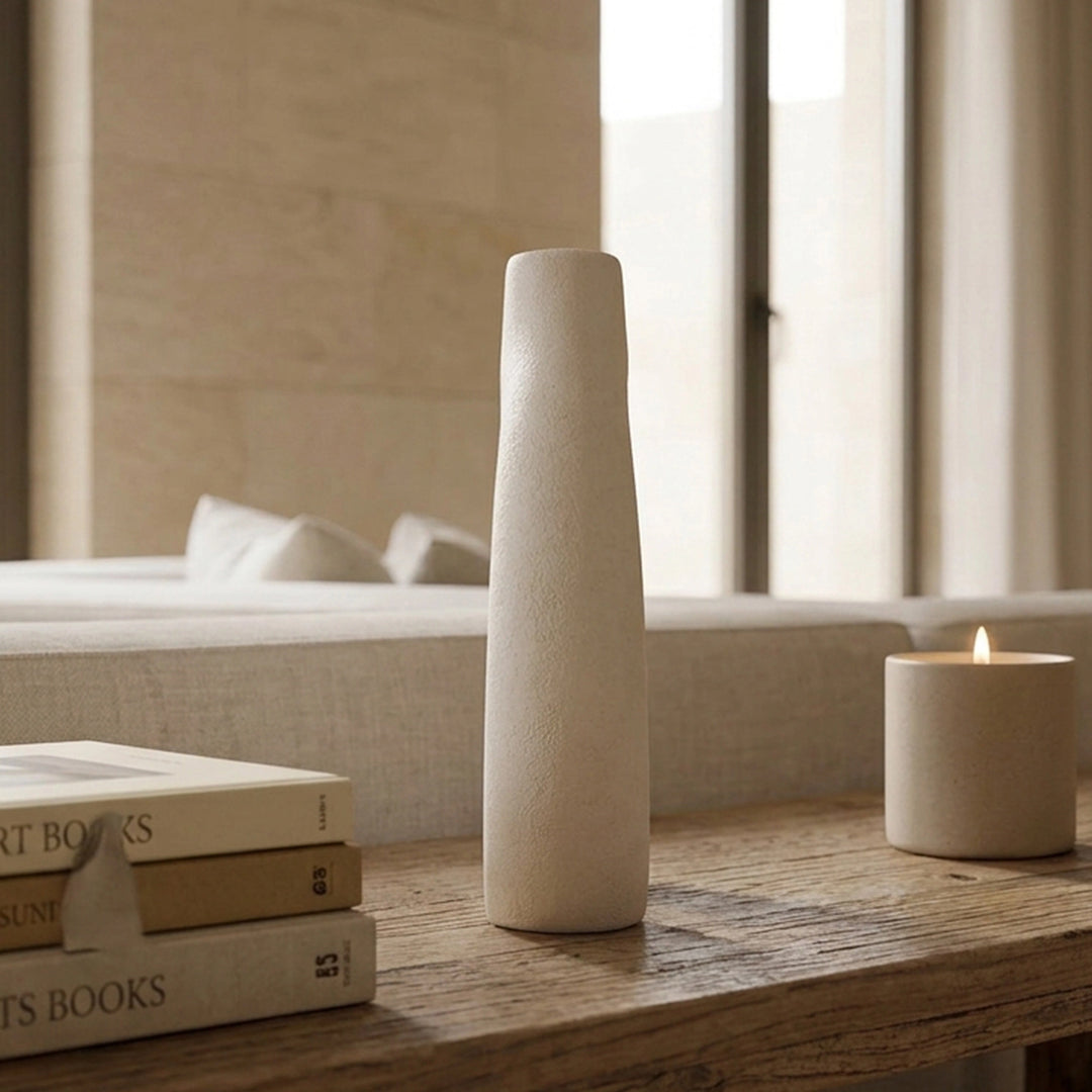 NIKOLA VASE 