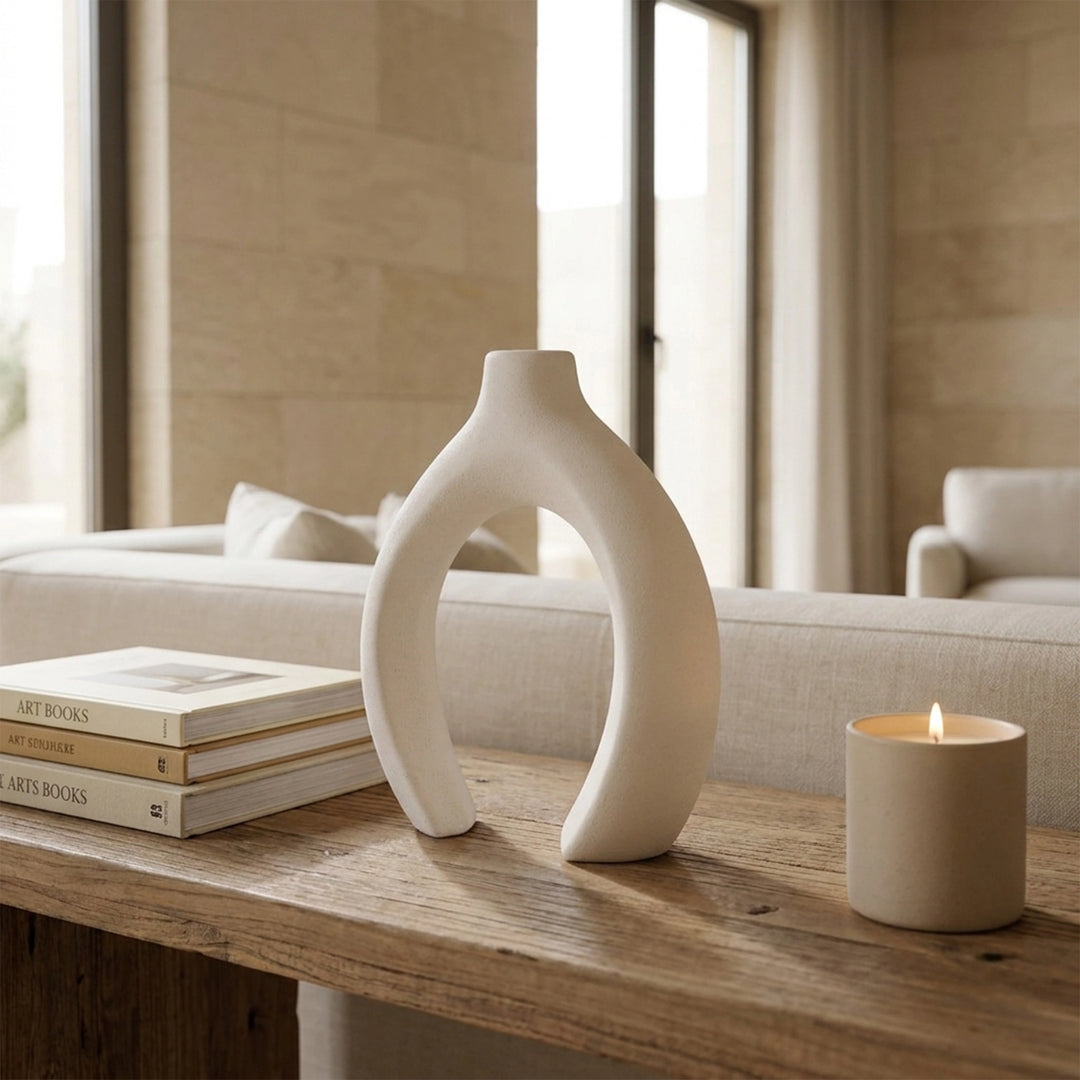 NIKOLA VASE 