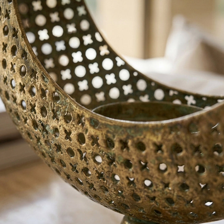 NAOMI CANDLE HOLDER MEDIUM