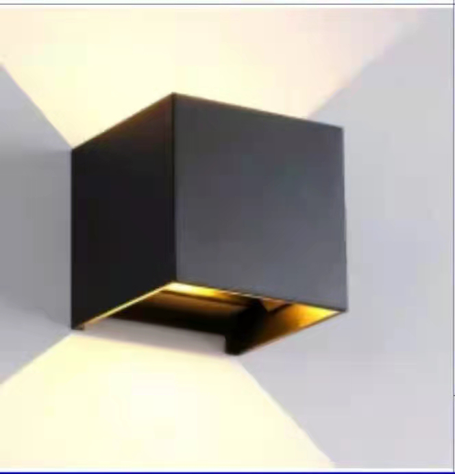 OUTDOOR WALL LIGHT 3W*2  97*100*98mm 3000K IP65 BK ابليك