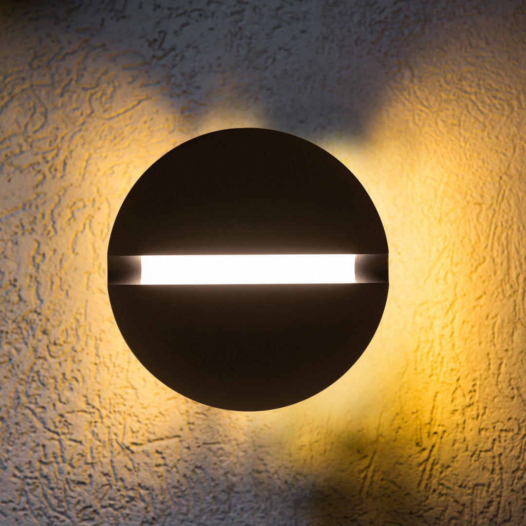 Outdoor Light