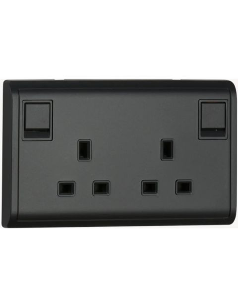 PIENO-13A 250V Twin G Switched Socket